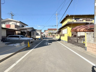 【前面道路含む現地写真】 | 坂戸市鶴舞2丁目　新築分譲　東武越生線『一本松駅』徒歩15分　【浅羽野小学区】