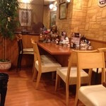 中央広小路ビルのロビー