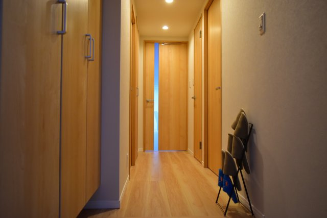 立川市富士見町６丁目の中古マンションの玄関