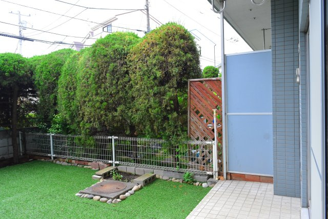 立川市富士見町６丁目の中古マンションの庭