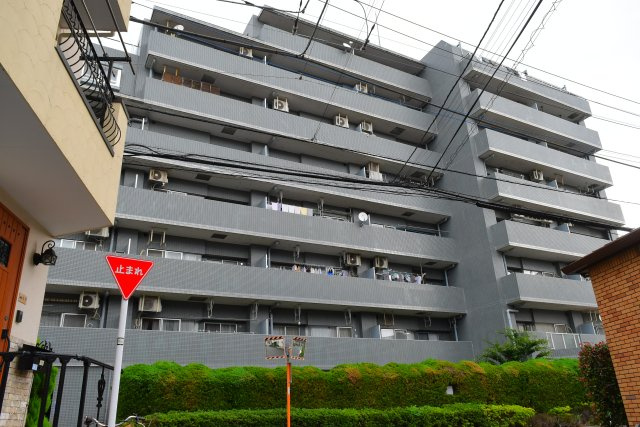 立川市富士見町６丁目の中古マンションの外観