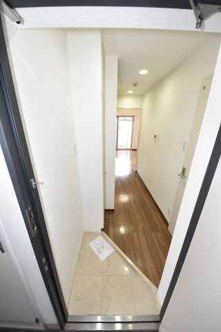 ウエンズ東心斎橋の玄関