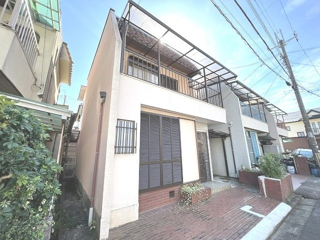 大和高田市甘田町の一戸建ての外観