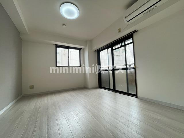 ＶＥＲＧＥＲ　ＺＥＮＳＨＩＮの居間・リビング