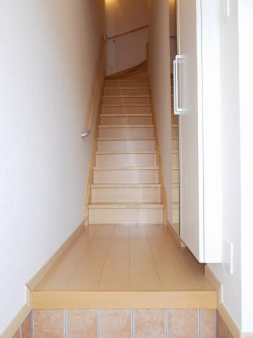 プロムナードの玄関