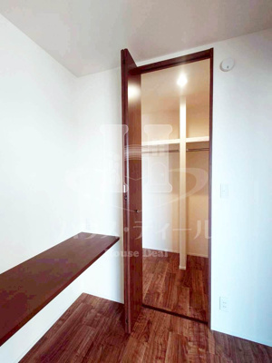 【収納】 | フローレス | こまごまとしたものを収納できそうですね