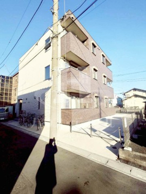 【外観】 | フローレス | 建物外観を気になさる方へ、見た目の良い物件です