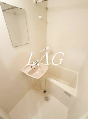 【浴室】 | ヴィレッジヒル宮西 | お風呂です。