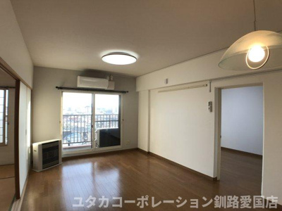 【居間・リビング】 | パシフィック共栄大通参番館1101号室 | 南東向きで日当たり、眺望良好☆