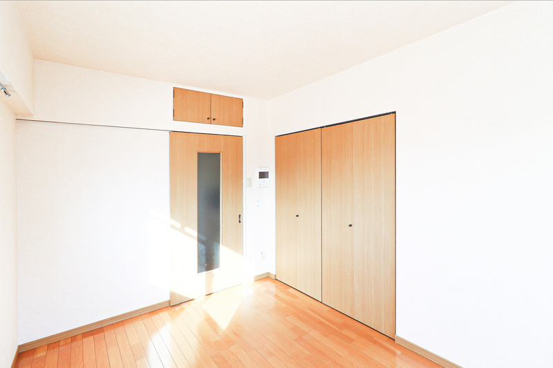 ダイナコートグランドエスタディオ　2階の居間・リビング