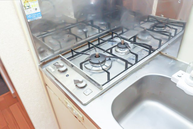 ダイナコートグランドエスタディオ　2階のキッチン