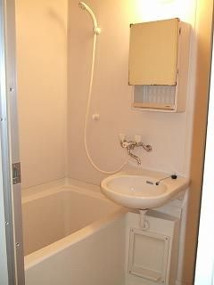 【浴室】 | グリーンヴィラ | 別号室参考写真(反転)