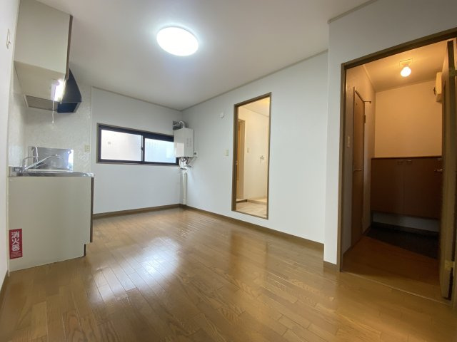 レーヴ泉Ⅲのキッチン|DK7.5帖