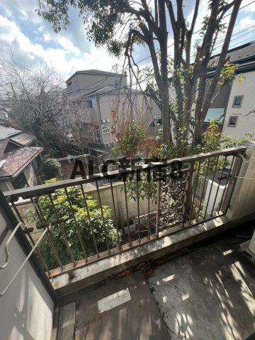 クリスタル笹塚パート1のバルコニー