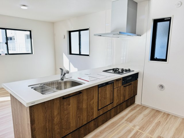 八王子市　兵衛　新築一戸建て　１期のキッチン|～使い勝手がよくオシャレなオープンキッチン～