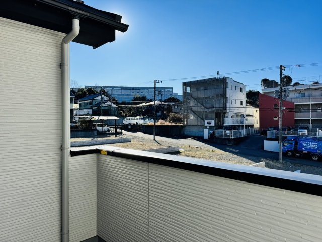 八王子市　兵衛　新築一戸建て　１期のバルコニー|～南西向きのバルコニー　洗濯物がよく乾きそうです～