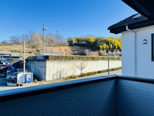 八王子市　兵衛　新築未入居戸建て　１期の展望|～北側バルコニーからの眺望　前面に高い建物が無いため快適～