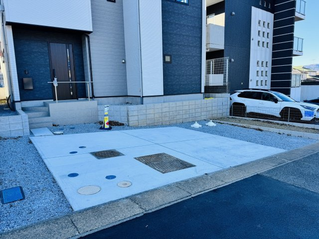 八王子市　兵衛　新築未入居戸建て　１期の駐車場|～並列2台駐車可能カースペース～
