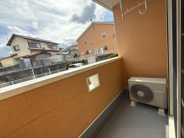 クール・ヴィヴァーチェＢのバルコニー