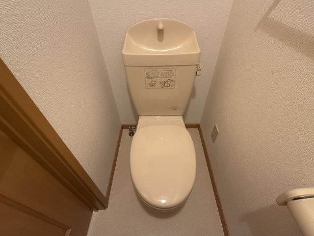 インプレスのトイレ