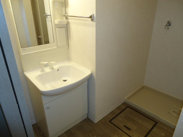 Ｍ’Ｓ　ＳＱＵＡＲＥの洗面所|洗面所(人感センサーライト)