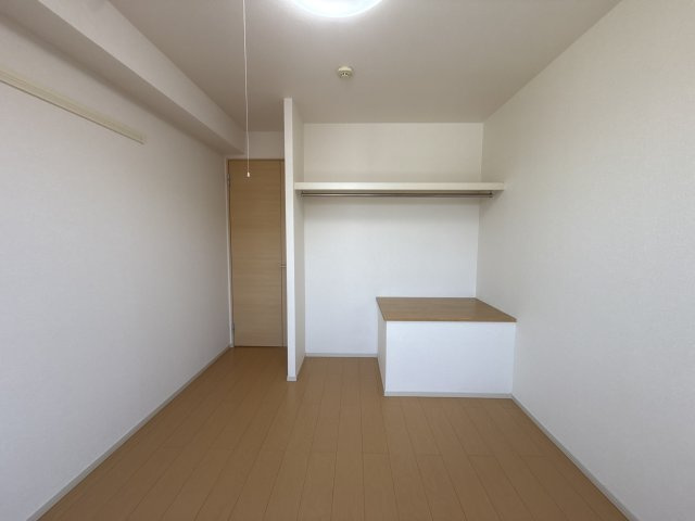 サンフラワーの寝室