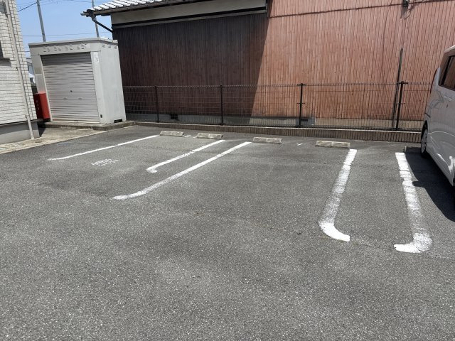 サンフラワーの駐車場