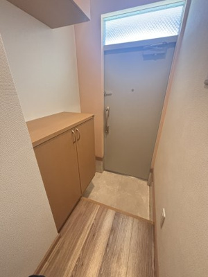 【玄関】 | エスポアール泉