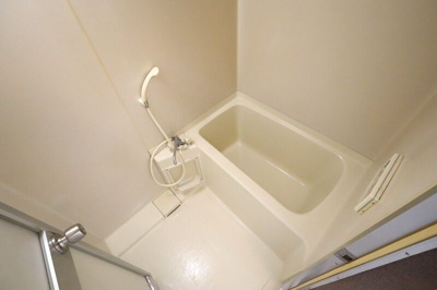 【浴室】 | アーバン貫井 | 落ち着いた空間のお風呂です