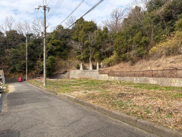 岩出市山田・土地・56963の前面道路含む現地写真