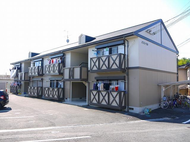 パストラル（額田部北町）の外観|建物外観を気になさる方へ、見た目の良い物件です