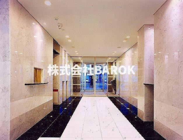 福岡市博多区博多駅南３丁目の賃貸マンションのエントランス