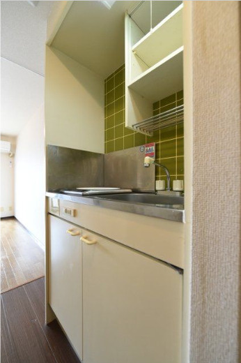 スカイコート世田谷第4　駅近　分譲　IHコンロのキッチン