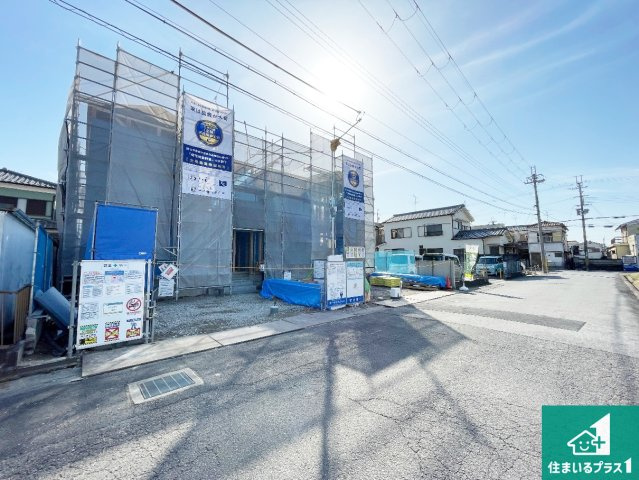 奈良市南京終町　新築一戸建ての前面道路含む現地写真|周辺は閑静な住宅街です。前面道路もしっかりと有りますので車の出し入れも安心ですよ！