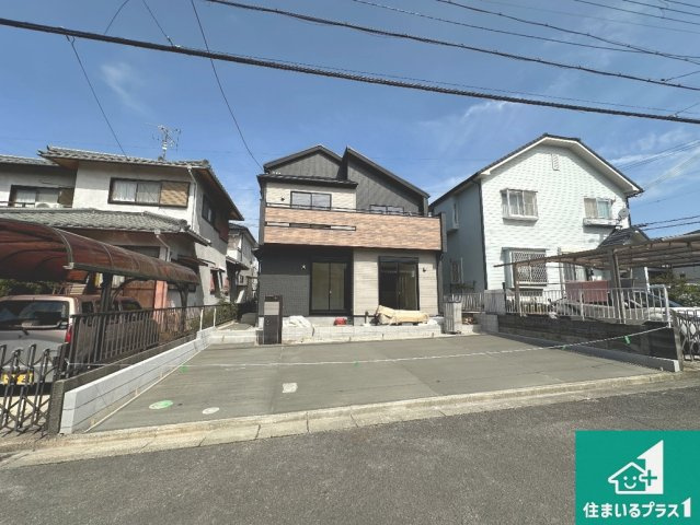 生駒市ひかりが丘　新築一戸建て　の外観|お客様に長く安心して住んでいだだける事にこだわった家づくり！住んでからのアフターサービスにもしっかりと取り組んでいます！