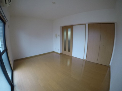 【洋室】 | ウエストコート中津