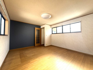 【洋室】 | 衣笠高橋町貸家