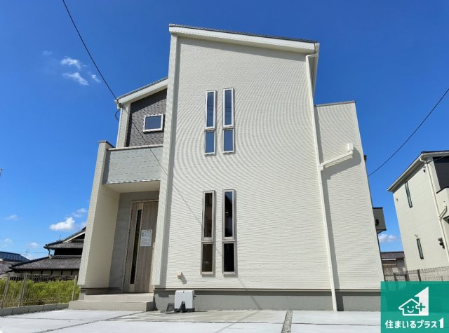 富田林市錦織北　第2期　新築一戸建ての外観|お客様に長く安心して住んでいだだける事にこだわった家づくり！住んでからのアフターサービスにもしっかりと取り組んでいます！