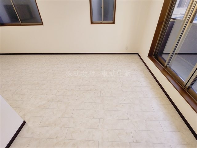 【居間・リビング】の画像