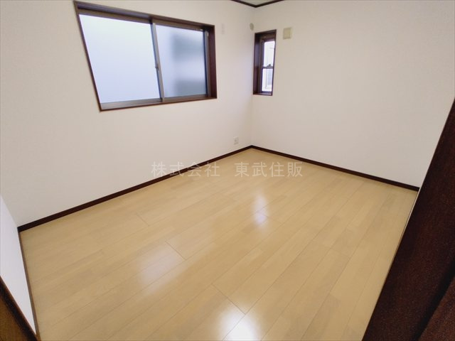 【子供部屋】 | ふじみ野市苗間 | 3階洋室6.0帖北側、子供部屋としても使い勝手の良いお部屋です