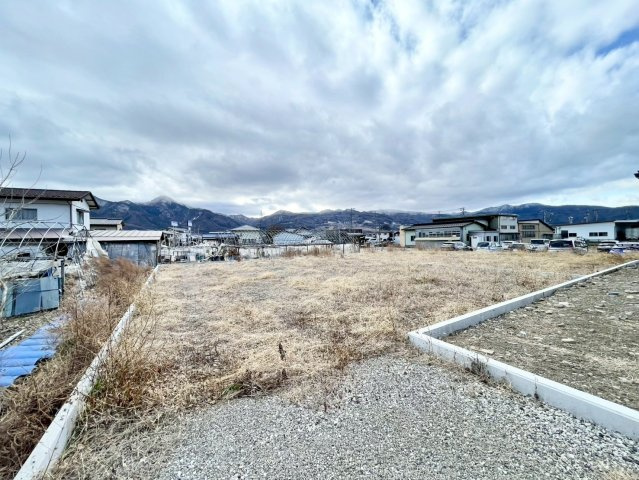 千曲市寂蒔の外観|B号地