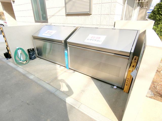 プラージュ浜田山のその他共用部分|★共用ゴミストッカー★