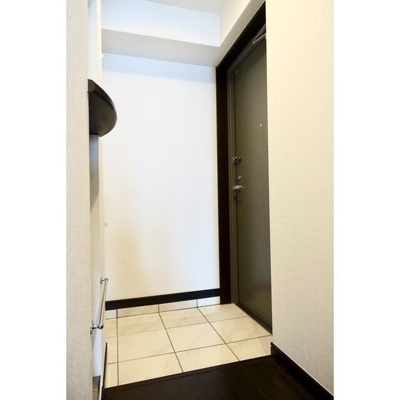 【玄関】 | メゾン・ド・ヴィレ本郷３丁目 | 同タイプ別部屋写真 