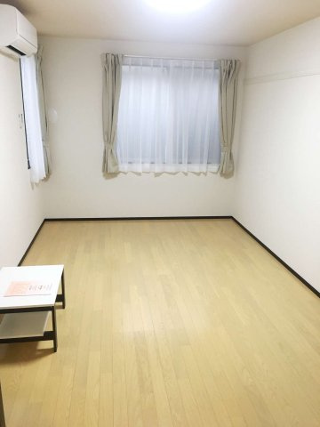 クレイノアレキサンドライトの寝室