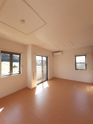 【居間・リビング】 | グリーンハウスシャイニー