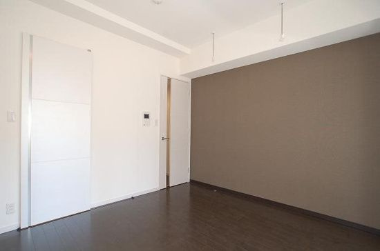 ステージファースト根岸の居間・リビング