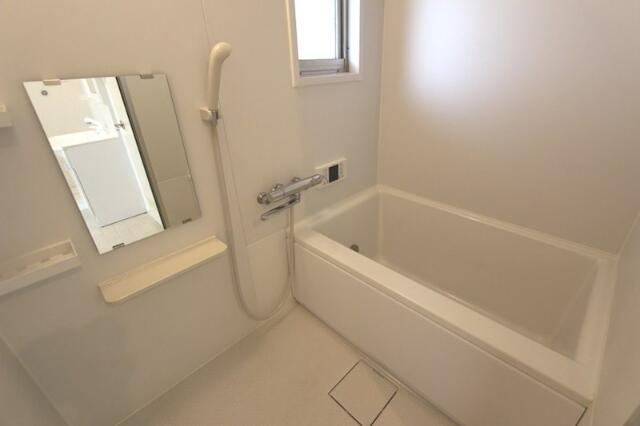 グリーンビューハウスＢ棟の浴室