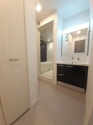 【洗面所】 | リバーサイド塚脇Ｂ