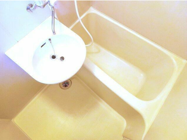 ロイヤルハイツ　礼金0　バストイレ別　宅配BOXの浴室