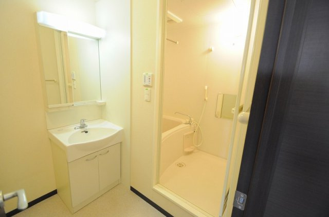 レオネクストレ　マーニの内装|同タイプ物件写真です。